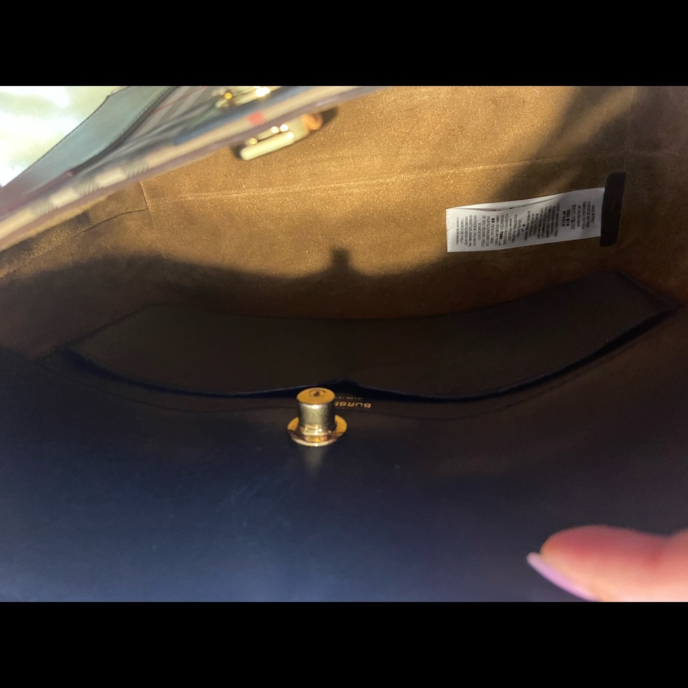 Burberry handbag - Picture 4 of 13
